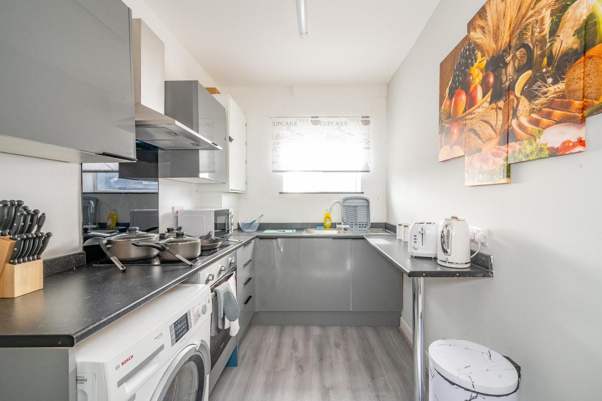 *ra246* For Your Relaxed & Cosy + Free Parking + Free Fast Wifi * Homestay Leeds (West Yorkshire)